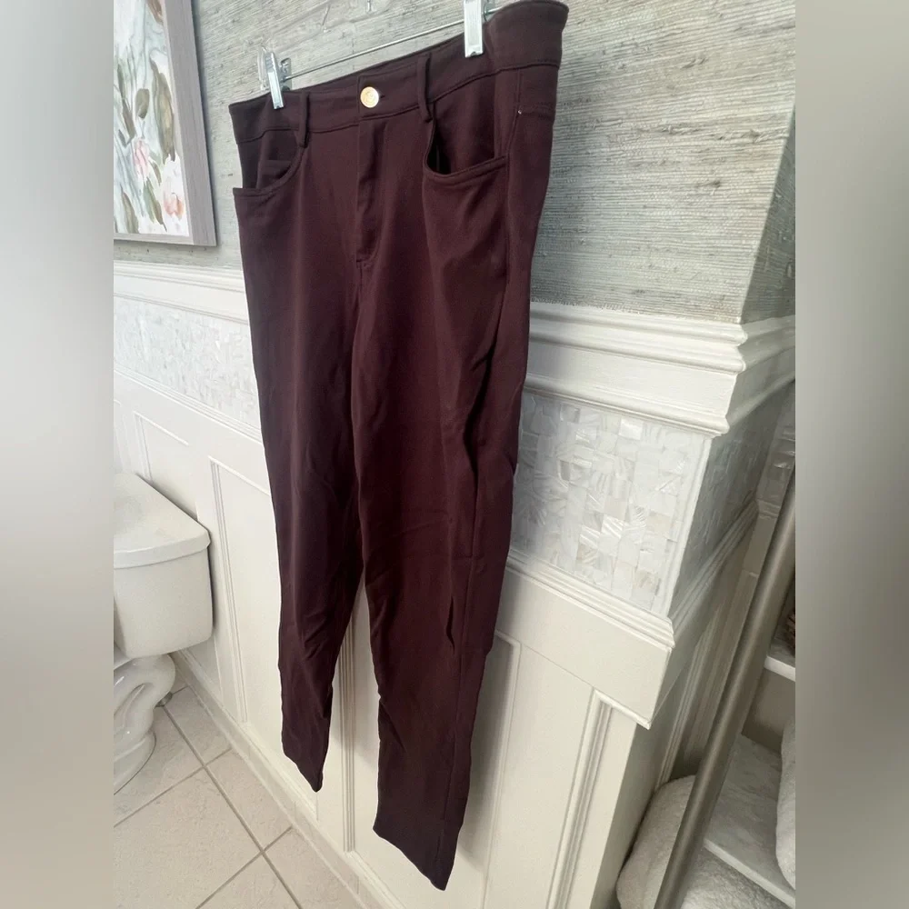 Large Michael kors MK stretchy knit pants brown